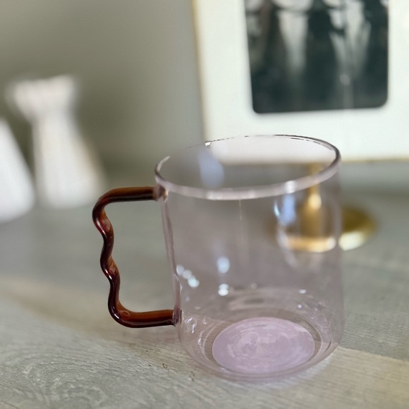 Room Essentials Transparent Mug with Pink w Berry set of 10 - Picture 5 of 5